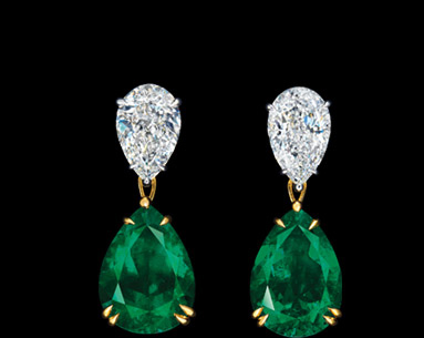 Colombian emeralds with pear shape diamonds